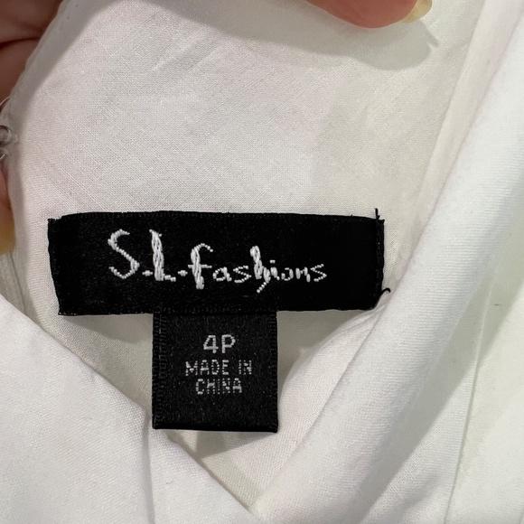 S.L Fashions White Eyelet Dress size 4P - Picture 3 of 3